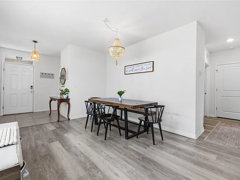 16163 Silent Sands Ln — Photo 6