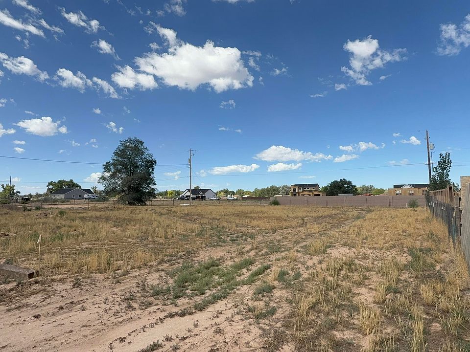 1st image of 3975 N Driftwood Ln