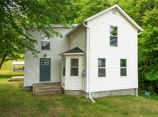 32 Coal Center Rd, Bentleyville, PA 15314