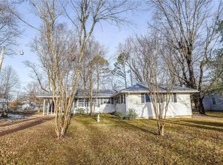 317 E James Blvd, Saint James, MO 65559