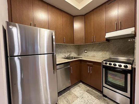 Rented by AZ REALTY NYC LLC | media 3