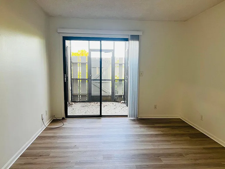 11877 Sturbridge Ln — Photo 11