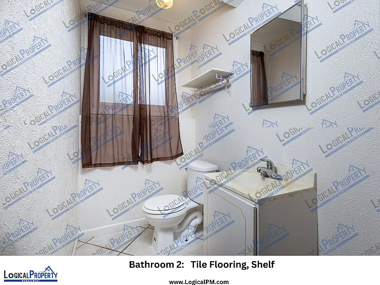 11_Bathroom 2