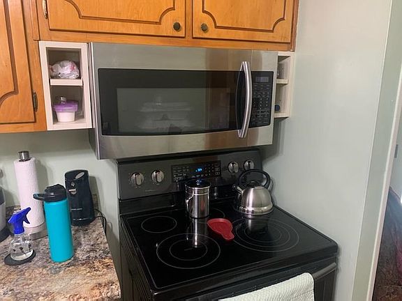 5th image of 3254 Harvester Ln E