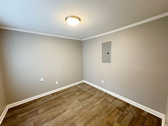 5th image of 228 Hume Cottage