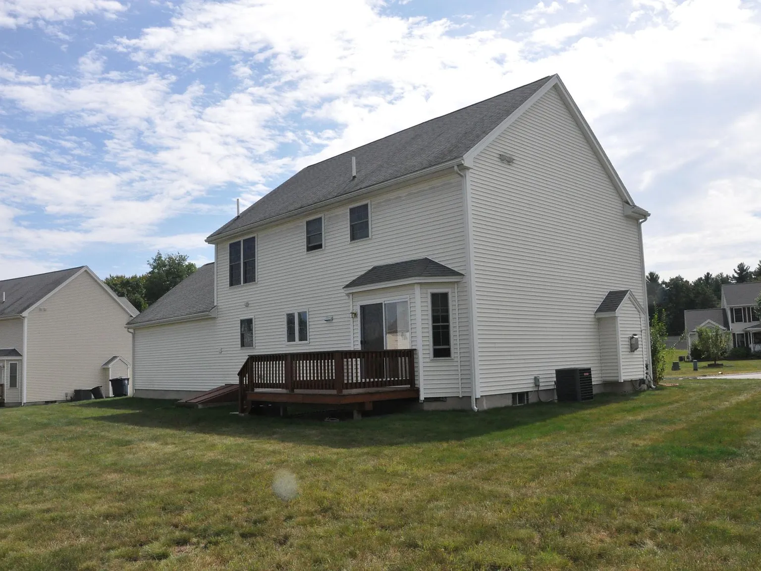 4 bed, 2.5 bath, $3,895 — Photo 3