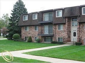 3rd image of 513 Riviera Dr