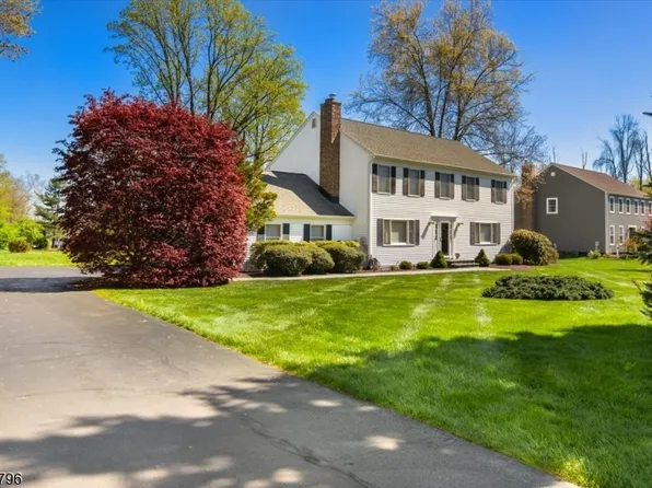 39 Corey Rd, Mount Olive Twp., NJ 07836