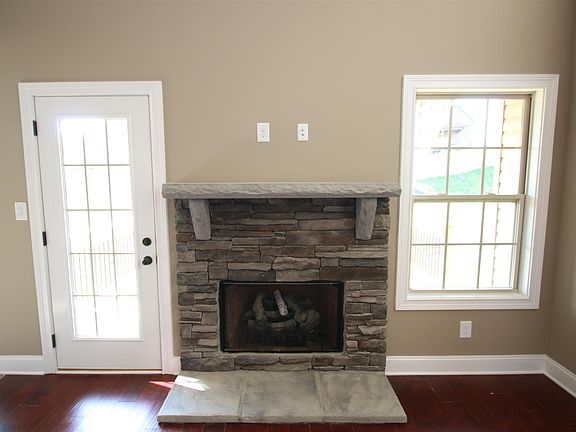 5th image of 344 Farmington Lot 344
