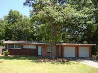 134 Ruby Cir, Brandon, FL 33510