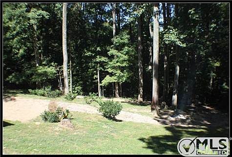 4th image of 1705 Winding Way