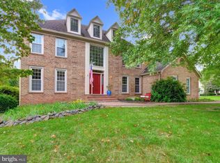6501 Flowerdew Hundred Ct, Centreville, VA 20120