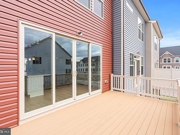 5th image of 5872 Bella Marie Way