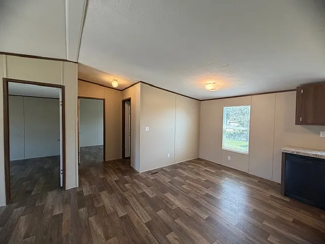 1123 Hedgestone — Photo 5
