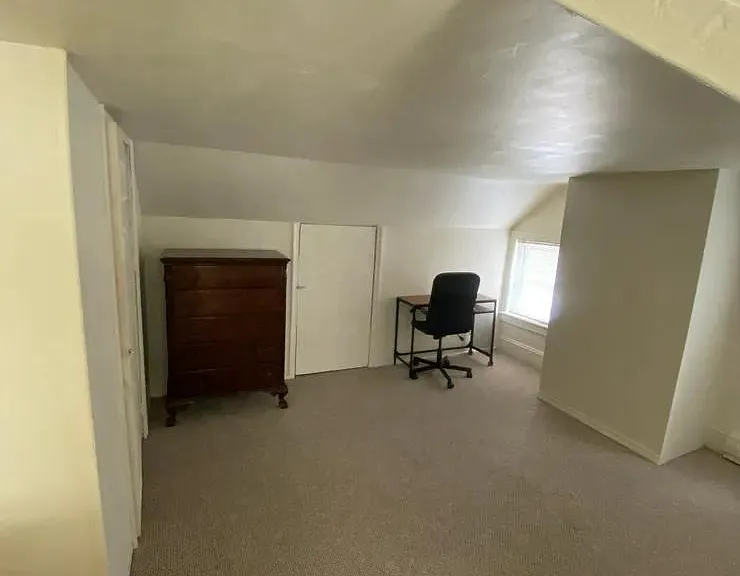 Unit Photo