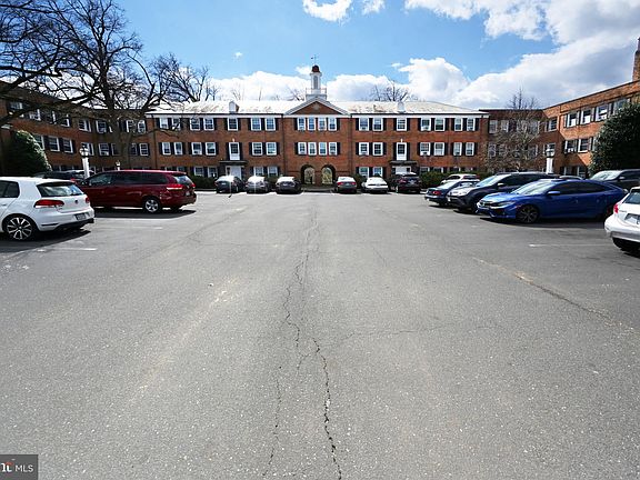 3rd image of 5112 Columbia Pike APT 7