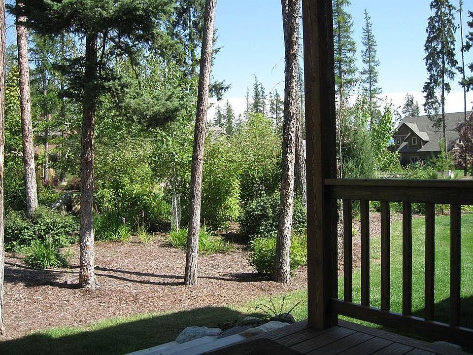 2nd image of 1050 Creekview Ct
