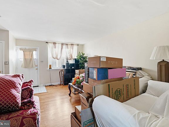 3rd image of 3141 Levick St
