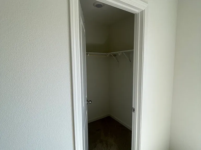 2425 Elkhorn Rd — Photo 7