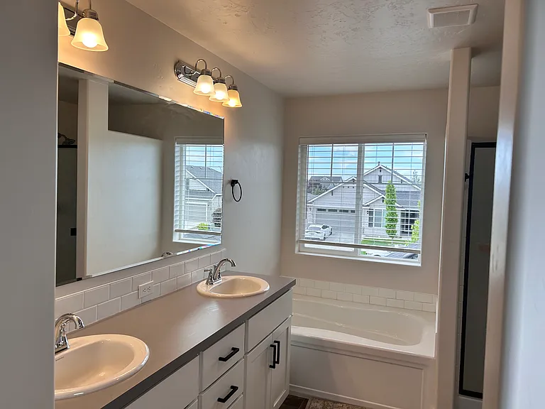 5848 W Riva Capri St — Photo 24