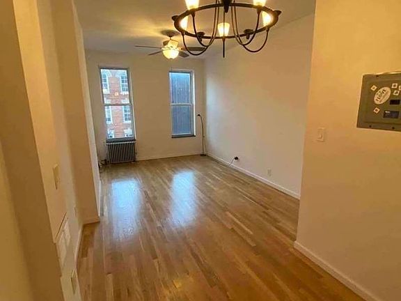 4th image of 106 President St #3B