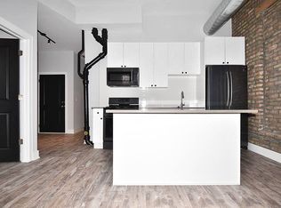 1572 North Milwaukee, Chicago, IL 60622