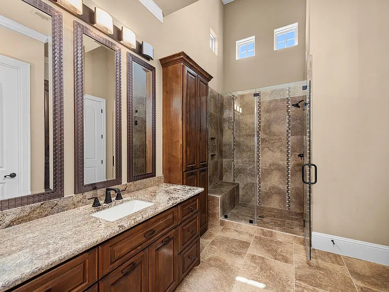 11418 Lago Verde Dr — Photo 37