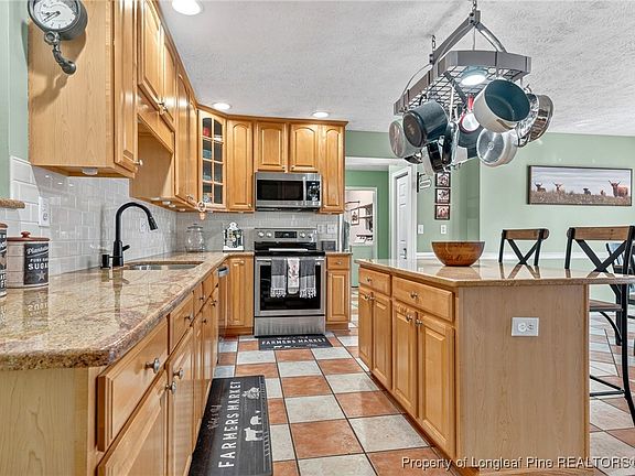 4th image of 2833 Beringer Dr
