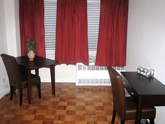 Rented by Douglas Elliman | media 7