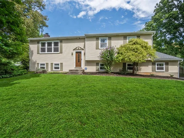 2805 Chain Dam Rd, Easton, PA 18045