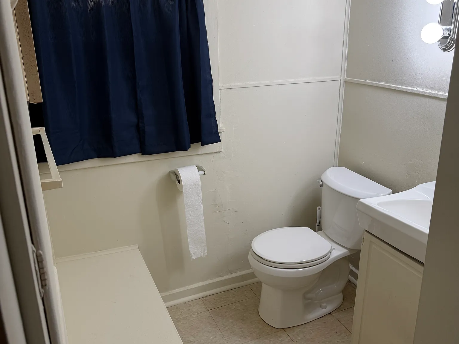 2 bed, $750 — Photo 3