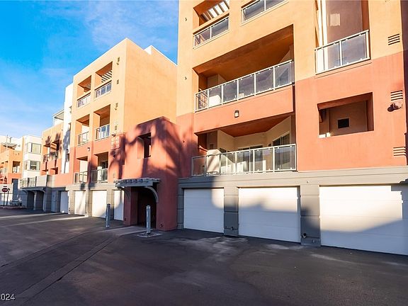 4th image of 83 E Agate Ave Unit 201