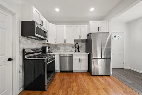 31 Park Ave #1 Photo 1