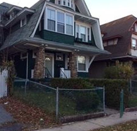 3rd image of 11 Newfield St