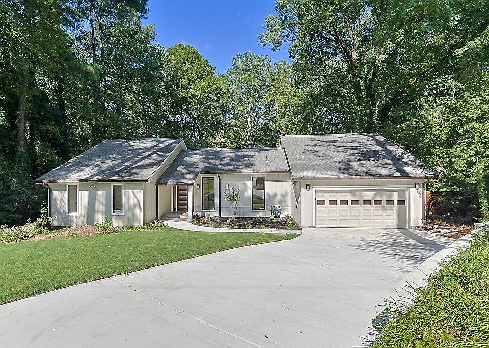 1st image of 3425 Regalwoods Dr