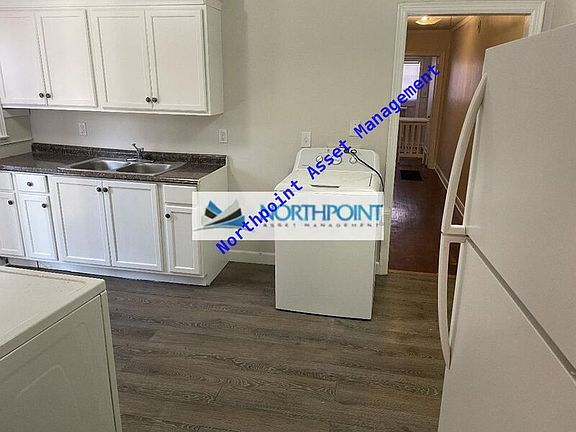2nd image of 3654 Kearney Ave