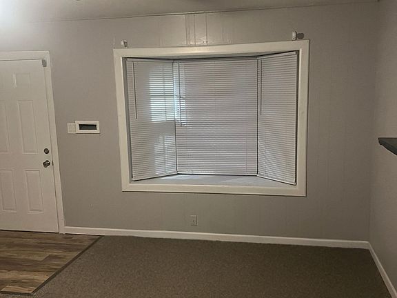 4th image of 5420 Gardendale Ave