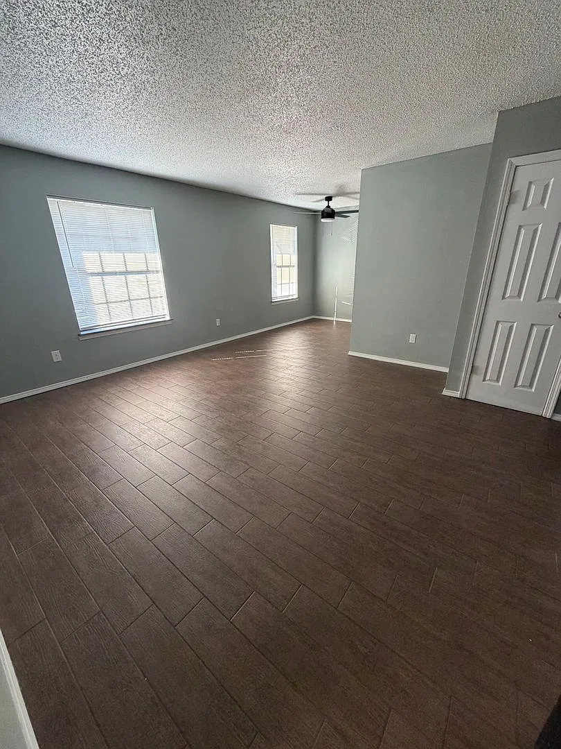 2813 S. P - 4-Plex — Photo 3