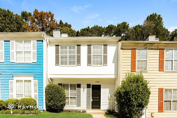 5707 Wells Cir — Photo 1