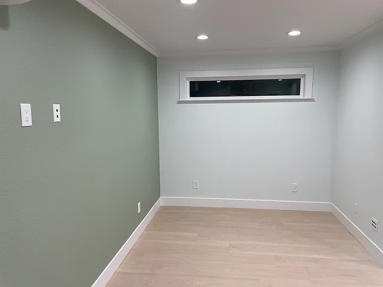1281 Las Palmas Dr — Photo 10