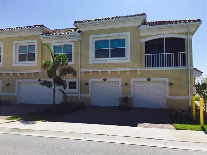 1st image of 208 Explorer Dr #106