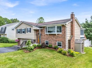 811 Jennifer Ln, Endicott, NY 13760