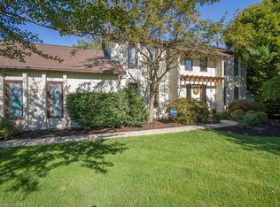 6122 Liberty Rd, Solon, OH 44139