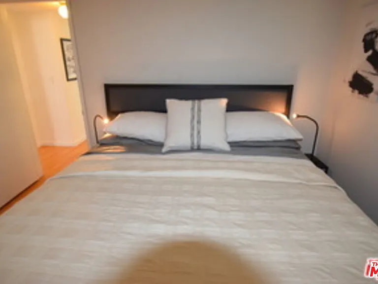 1940 Carmen Ave #PENTHOUSE — Photo 15