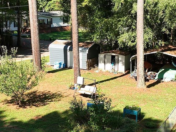 3rd image of 117 Alder Dr