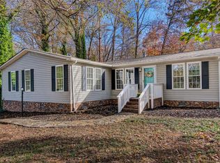 8275 Easley Rd, Walnut Cove, NC 27052