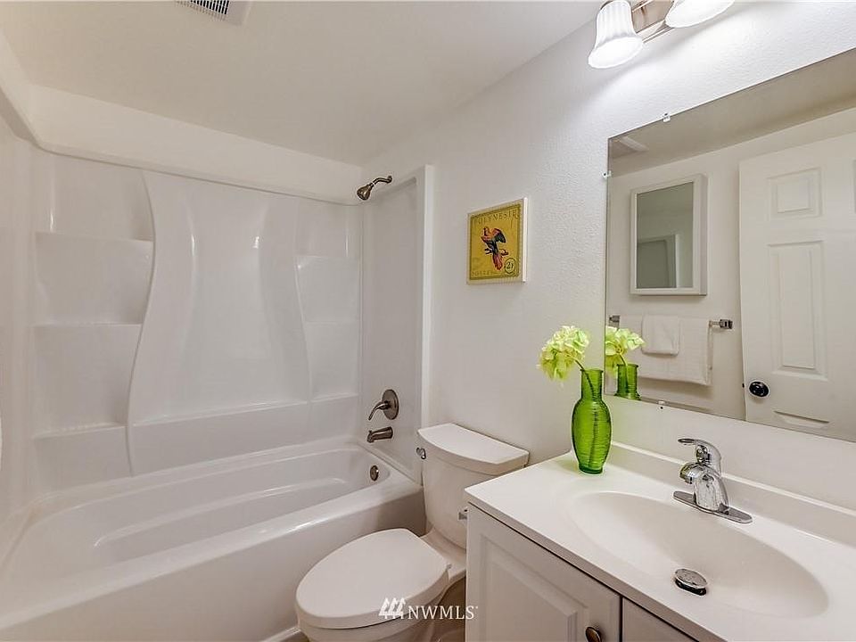 1st image of 14620 NE 32nd St APT F-9