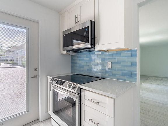 3rd image of 604 12th AVE S #604