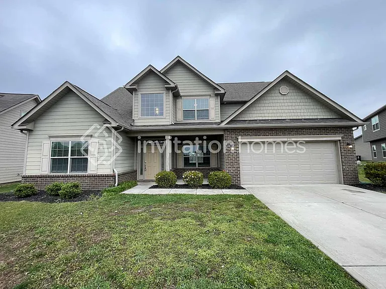 828 Richardson Way — Photo 1