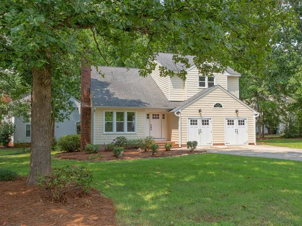 1001 Lantern Light Ct, Apex, NC 27502